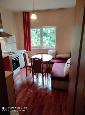 Lazur Burgas Apartment